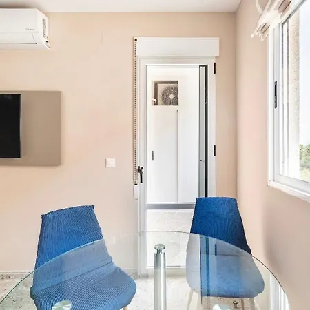 в 4 мин от пляжа Apartment Torrevieja
